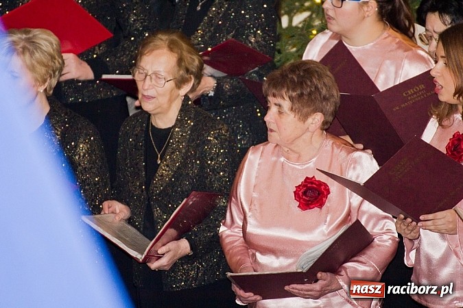 Zdjęcie w galerii na portalu naszraciborz.pl: Wspólne kolędowanie w parafii NSPJ już w najbliższą niedzielę wiadomości z regionu