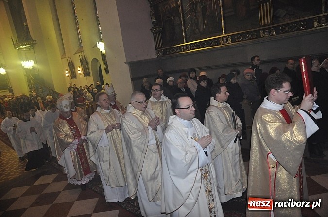 Zdjęcie w galerii na portalu naszraciborz.pl: To była pierwsza taka uroczystość w historii Raciborza! Raciborzanka ma być błogosławioną wiadomości z regionu