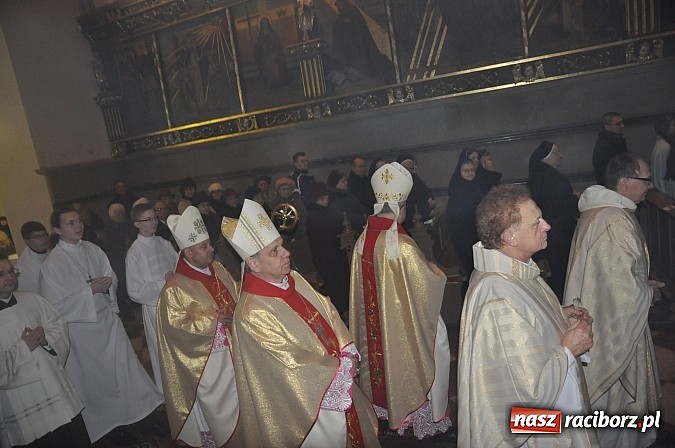 Zdjęcie w galerii na portalu naszraciborz.pl: To była pierwsza taka uroczystość w historii Raciborza! Raciborzanka ma być błogosławioną wiadomości z regionu