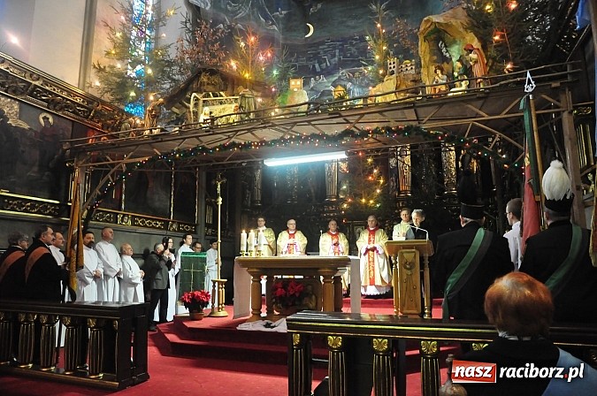 Zdjęcie w galerii na portalu naszraciborz.pl: To była pierwsza taka uroczystość w historii Raciborza! Raciborzanka ma być błogosławioną wiadomości z regionu