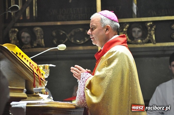 Zdjęcie w galerii na portalu naszraciborz.pl: To była pierwsza taka uroczystość w historii Raciborza! Raciborzanka ma być błogosławioną wiadomości z regionu