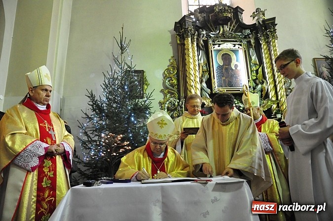 Zdjęcie w galerii na portalu naszraciborz.pl: To była pierwsza taka uroczystość w historii Raciborza! Raciborzanka ma być błogosławioną wiadomości z regionu