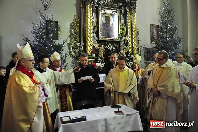 Zdjęcie w galerii na portalu naszraciborz.pl: To była pierwsza taka uroczystość w historii Raciborza! Raciborzanka ma być błogosławioną wiadomości z regionu