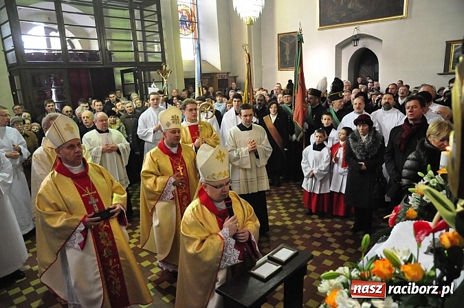 Zdjęcie w galerii na portalu naszraciborz.pl: To była pierwsza taka uroczystość w historii Raciborza! Raciborzanka ma być błogosławioną wiadomości z regionu