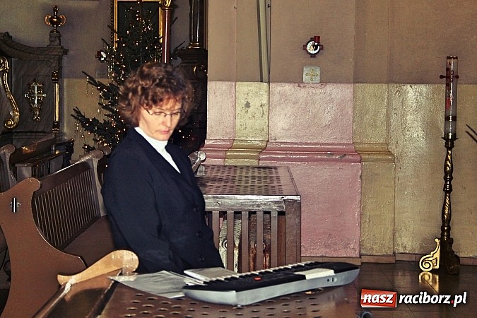 Zdjęcie w galerii na portalu naszraciborz.pl: Ch&oacute;r z Pawłowa koncertował w Wojnowicach wiadomości z regionu