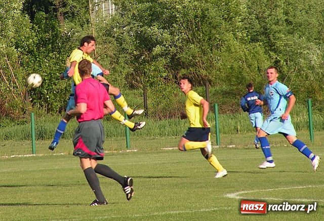 Zdjęcie w galerii na portalu naszraciborz.pl: KP Unia przegrała z liderem wiadomości z regionu