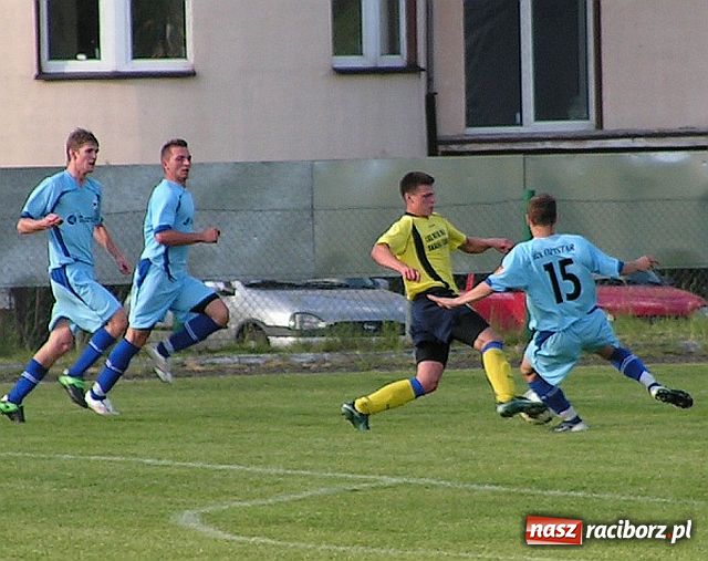 Zdjęcie w galerii na portalu naszraciborz.pl: KP Unia przegrała z liderem wiadomości z regionu