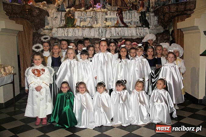 Zdjęcie w galerii na portalu naszraciborz.pl: Koncert Laureat&oacute;w IX Gminnego Przeglądu Kolęd i Pastorałek w kościele w Tworkowie wiadomości z regionu