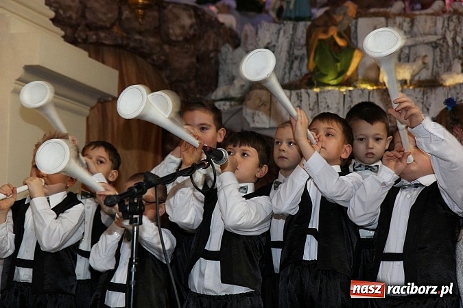 Zdjęcie w galerii na portalu naszraciborz.pl: Koncert Laureat&oacute;w IX Gminnego Przeglądu Kolęd i Pastorałek w kościele w Tworkowie wiadomości z regionu