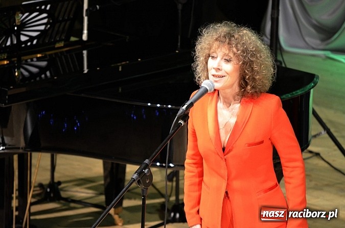 Zdjęcie w galerii na portalu naszraciborz.pl: Majewska i Korcz na deskach RCK! wiadomości z regionu