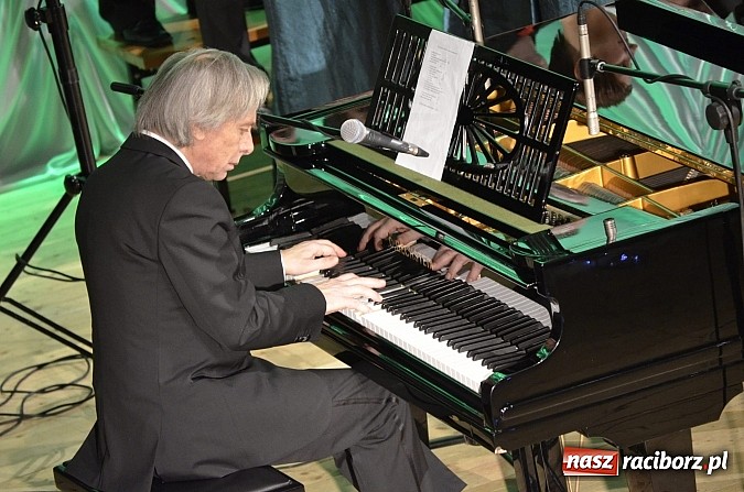 Zdjęcie w galerii na portalu naszraciborz.pl: Majewska i Korcz na deskach RCK! wiadomości z regionu