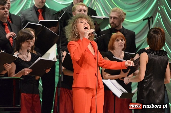 Zdjęcie w galerii na portalu naszraciborz.pl: Majewska i Korcz na deskach RCK! wiadomości z regionu