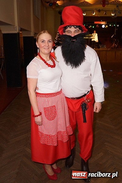 Zdjęcie w galerii na portalu naszraciborz.pl: Szampański bal maskowy w Krzanowicach wiadomości z regionu