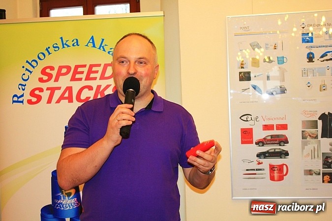 Zdjęcie w galerii na portalu naszraciborz.pl: Mini Speed Stacks na Zamku Piastowskim wiadomości z regionu