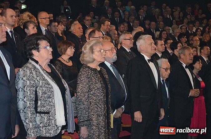 Zdjęcie w galerii na portalu naszraciborz.pl: Platynowy Laur Umiejętności i Kompetencji dla prezes WFOŚiGW wiadomości z regionu