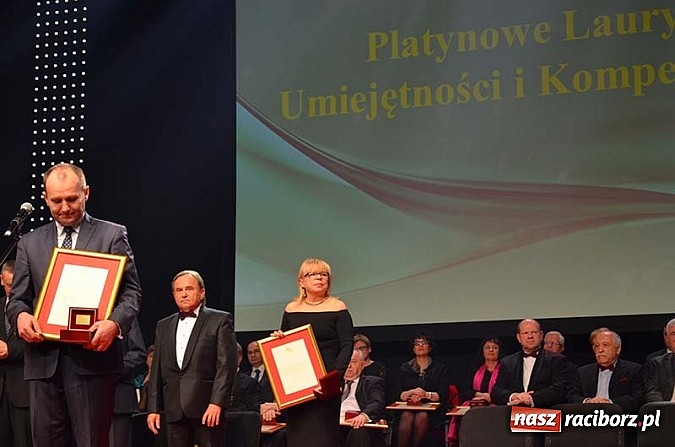 Zdjęcie w galerii na portalu naszraciborz.pl: Platynowy Laur Umiejętności i Kompetencji dla prezes WFOŚiGW wiadomości z regionu