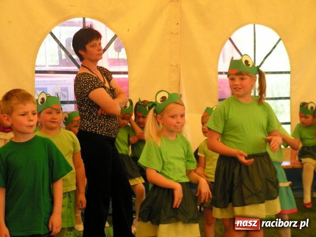 Zdjęcie w galerii na portalu naszraciborz.pl: Wielki festyn parafialny w Cyprzanowie wiadomości z regionu