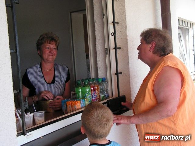 Zdjęcie w galerii na portalu naszraciborz.pl: Wielki festyn parafialny w Cyprzanowie wiadomości z regionu