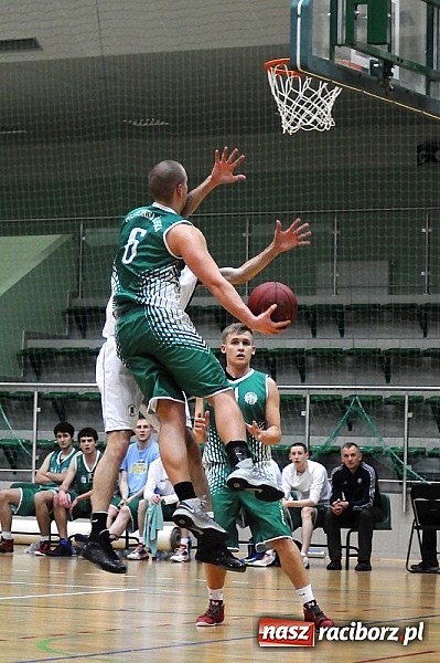 Zdjęcie w galerii na portalu naszraciborz.pl: Koszykówka. Wysoka porażka Ofensywy wiadomości z regionu