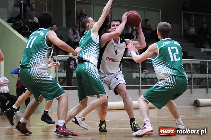Zdjęcie w galerii na portalu naszraciborz.pl: Koszykówka. Wysoka porażka Ofensywy wiadomości z regionu