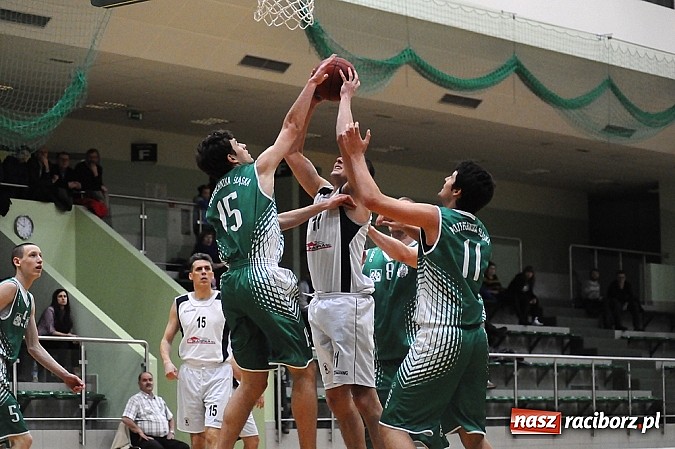 Zdjęcie w galerii na portalu naszraciborz.pl: Koszykówka. Wysoka porażka Ofensywy wiadomości z regionu