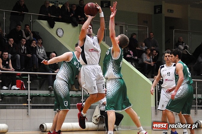 Zdjęcie w galerii na portalu naszraciborz.pl: Koszykówka. Wysoka porażka Ofensywy wiadomości z regionu