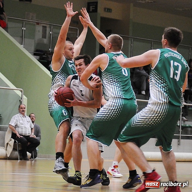 Zdjęcie w galerii na portalu naszraciborz.pl: Koszykówka. Wysoka porażka Ofensywy wiadomości z regionu