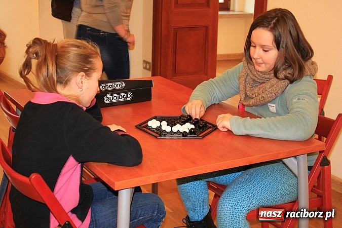 Zdjęcie w galerii na portalu naszraciborz.pl: Matematyka na wesoło w Zamku Piastowskim wiadomości z regionu