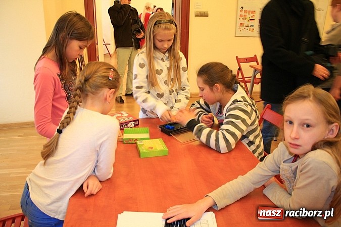 Zdjęcie w galerii na portalu naszraciborz.pl: Matematyka na wesoło w Zamku Piastowskim wiadomości z regionu