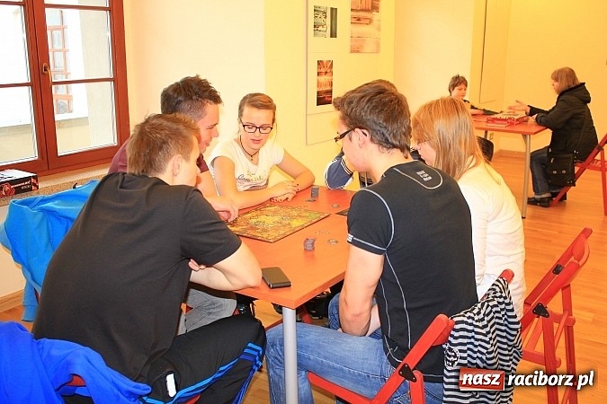 Zdjęcie w galerii na portalu naszraciborz.pl: Matematyka na wesoło w Zamku Piastowskim wiadomości z regionu