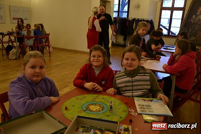 Zdjęcie w galerii na portalu naszraciborz.pl: Matematyka na wesoło w Zamku Piastowskim wiadomości z regionu