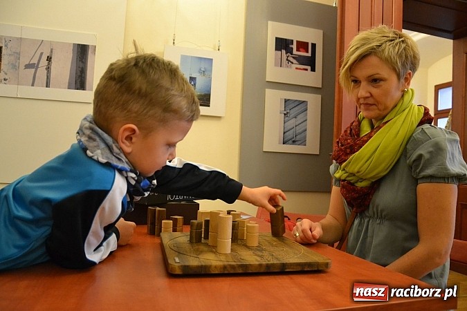 Zdjęcie w galerii na portalu naszraciborz.pl: Matematyka na wesoło w Zamku Piastowskim wiadomości z regionu