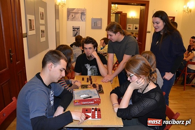 Zdjęcie w galerii na portalu naszraciborz.pl: Matematyka na wesoło w Zamku Piastowskim wiadomości z regionu