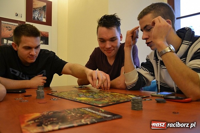 Zdjęcie w galerii na portalu naszraciborz.pl: Matematyka na wesoło w Zamku Piastowskim wiadomości z regionu