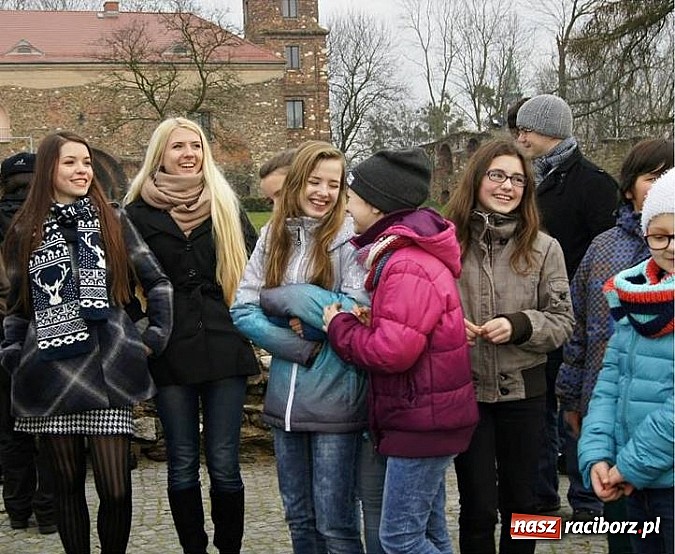 Zdjęcie w galerii na portalu naszraciborz.pl: Bel Canto i Tryl zaśpiewały wspólnie w Toszku wiadomości z regionu