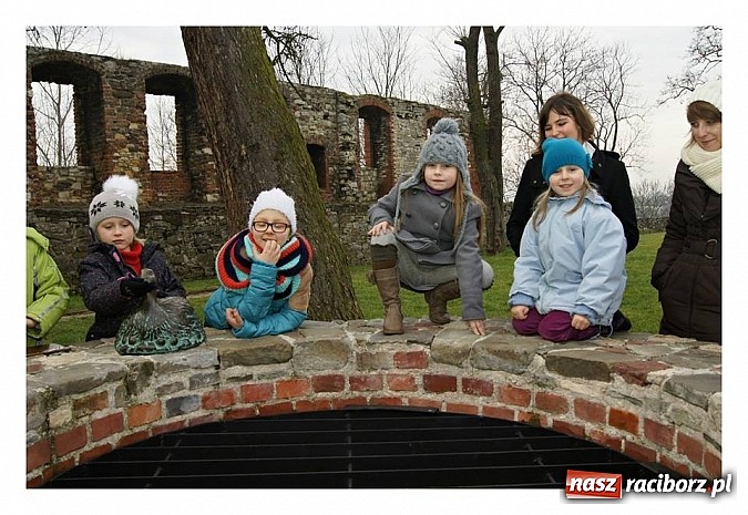 Zdjęcie w galerii na portalu naszraciborz.pl: Bel Canto i Tryl zaśpiewały wspólnie w Toszku wiadomości z regionu