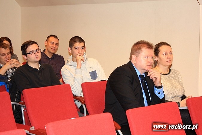 Zdjęcie w galerii na portalu naszraciborz.pl: Śląski regionalizm, czyli kolejna debata o Śląsku w Europie wiadomości z regionu