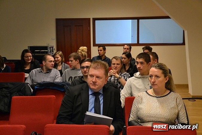 Zdjęcie w galerii na portalu naszraciborz.pl: Śląski regionalizm, czyli kolejna debata o Śląsku w Europie wiadomości z regionu