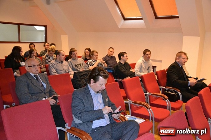 Zdjęcie w galerii na portalu naszraciborz.pl: Śląski regionalizm, czyli kolejna debata o Śląsku w Europie wiadomości z regionu