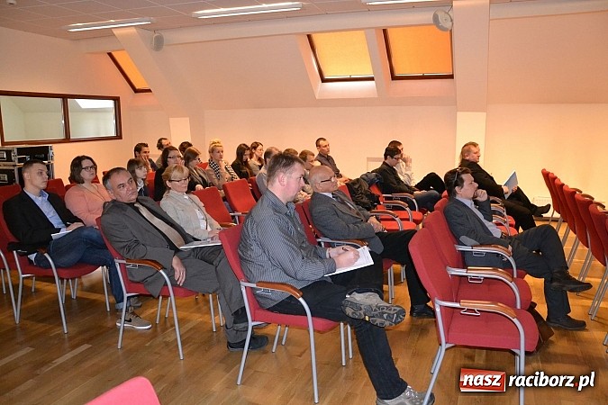 Zdjęcie w galerii na portalu naszraciborz.pl: Śląski regionalizm, czyli kolejna debata o Śląsku w Europie wiadomości z regionu