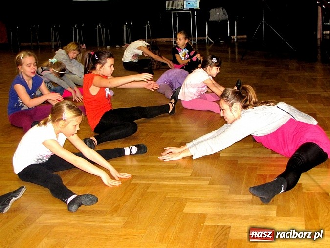 Zdjęcie w galerii na portalu naszraciborz.pl: Ferie z RCK: Taniec rozkochuje w sobie kolejnych młodych raciborzan wiadomości z regionu