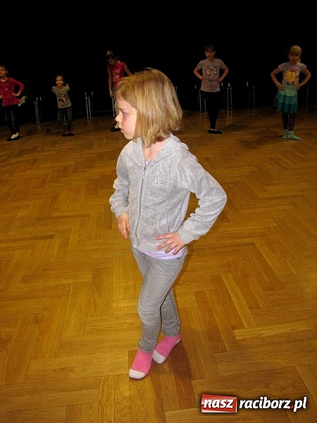 Zdjęcie w galerii na portalu naszraciborz.pl: Ferie z RCK: Taniec rozkochuje w sobie kolejnych młodych raciborzan wiadomości z regionu