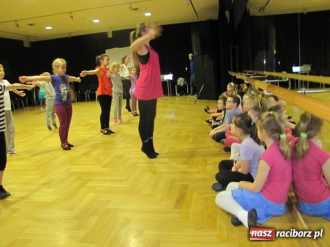 Zdjęcie w galerii na portalu naszraciborz.pl: Ferie z RCK: Taniec rozkochuje w sobie kolejnych młodych raciborzan wiadomości z regionu