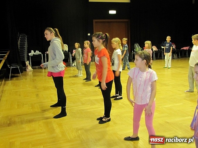 Zdjęcie w galerii na portalu naszraciborz.pl: Ferie z RCK: Taniec rozkochuje w sobie kolejnych młodych raciborzan wiadomości z regionu