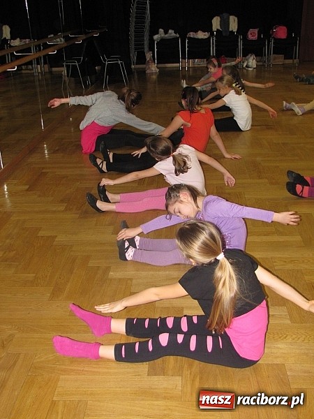 Zdjęcie w galerii na portalu naszraciborz.pl: Ferie z RCK: Taniec rozkochuje w sobie kolejnych młodych raciborzan wiadomości z regionu