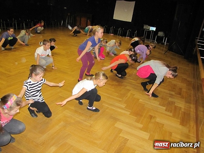 Zdjęcie w galerii na portalu naszraciborz.pl: Ferie z RCK: Taniec rozkochuje w sobie kolejnych młodych raciborzan wiadomości z regionu