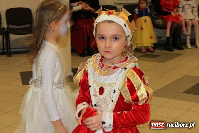 Zdjęcie w galerii na portalu naszraciborz.pl: Kolorowo i wesoło w Pietrowicach Wielkich wiadomości z regionu