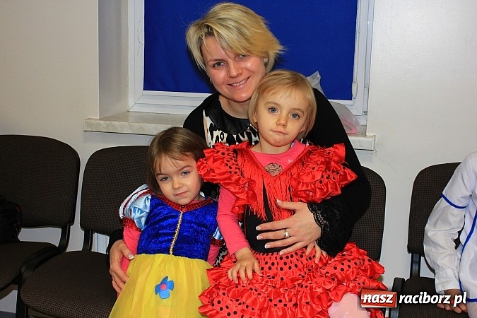 Zdjęcie w galerii na portalu naszraciborz.pl: Kolorowo i wesoło w Pietrowicach Wielkich wiadomości z regionu