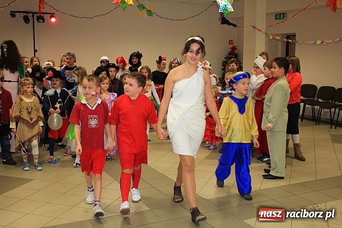 Zdjęcie w galerii na portalu naszraciborz.pl: Kolorowo i wesoło w Pietrowicach Wielkich wiadomości z regionu