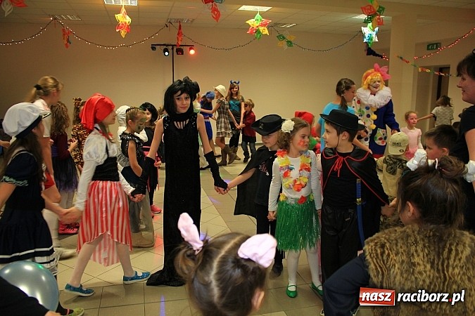 Zdjęcie w galerii na portalu naszraciborz.pl: Kolorowo i wesoło w Pietrowicach Wielkich wiadomości z regionu